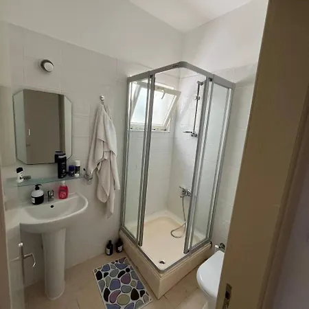 In Turtle Bay Village , Esentope Northern Cyprus Apartment Philousa Kelokhedaron