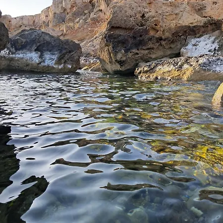 In Turtle Bay Village , Esentope Northern Cyprus * Philousa Kelokhedaron